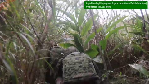 Japanese Army's new "Rifle Howa type 20" in action.