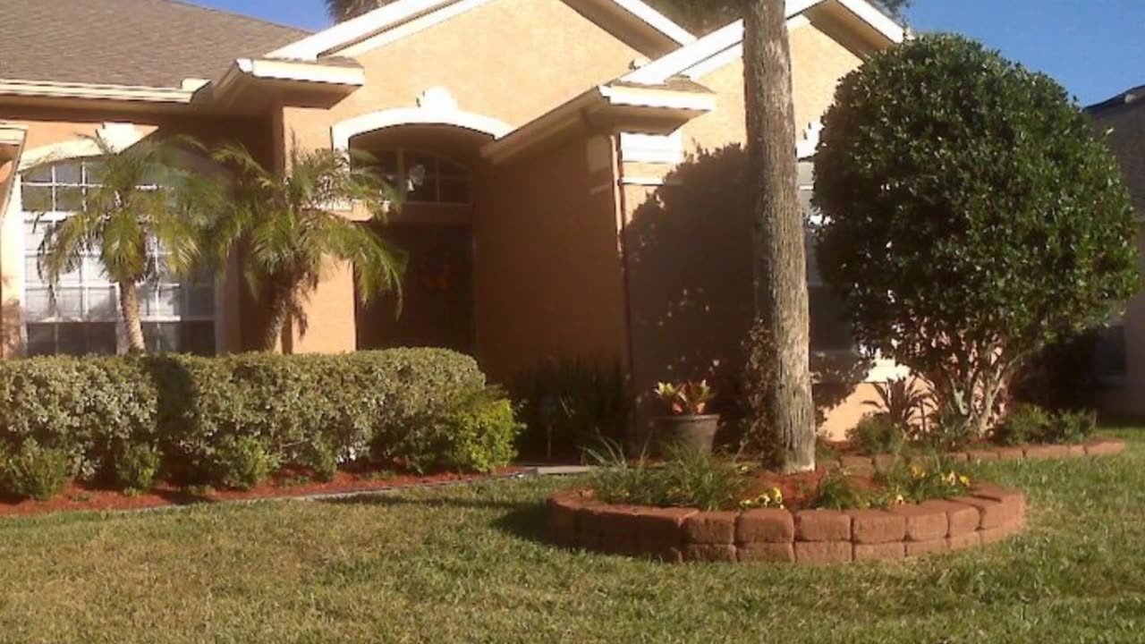 Premier Landscape Management : Lawn Maintenance in Sanford, FL