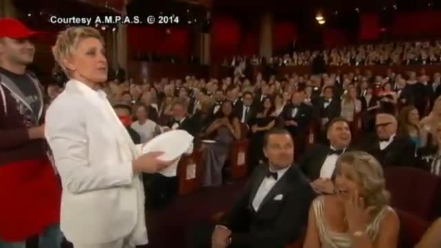 Ellen Serves Pizza at Oscars