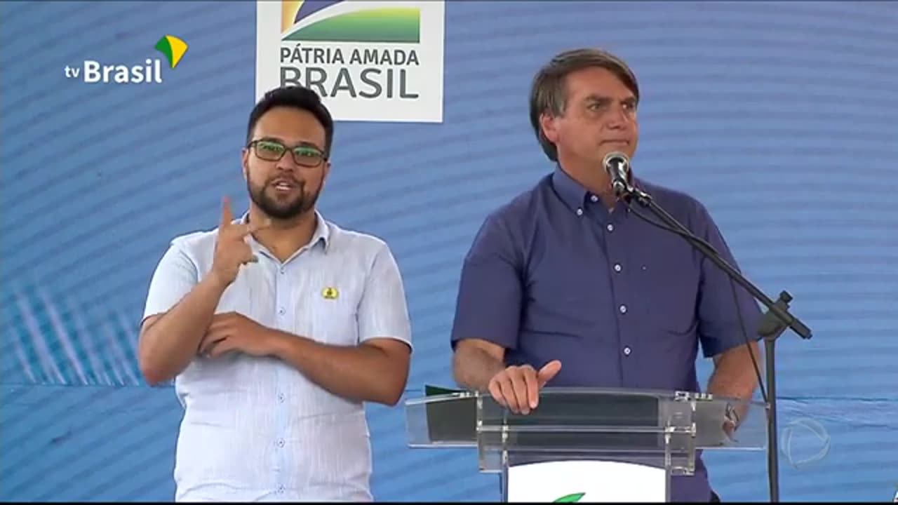 Em Alagoas, Bolsonaro participa da inauguração de obras que levarão água à zona rural