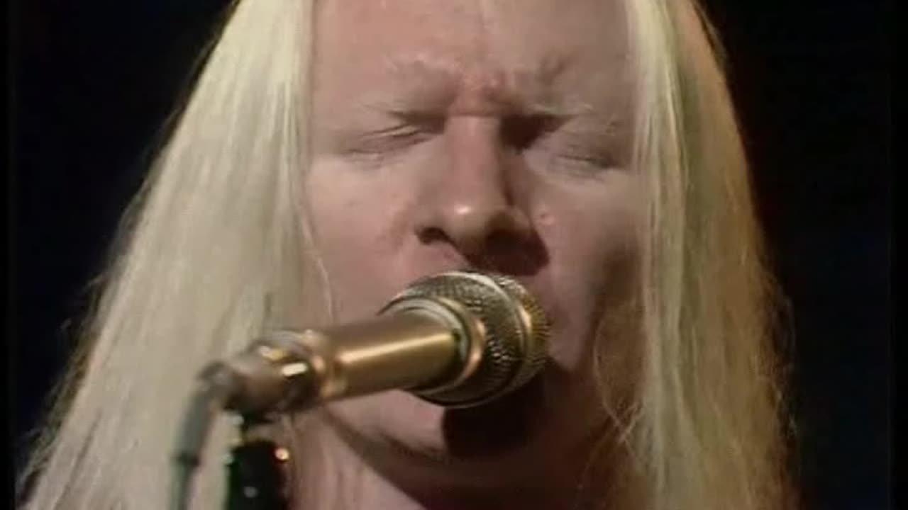 Johnny Winter - The Old Grey Whistle Test 1974 - Jumping Jack Flash