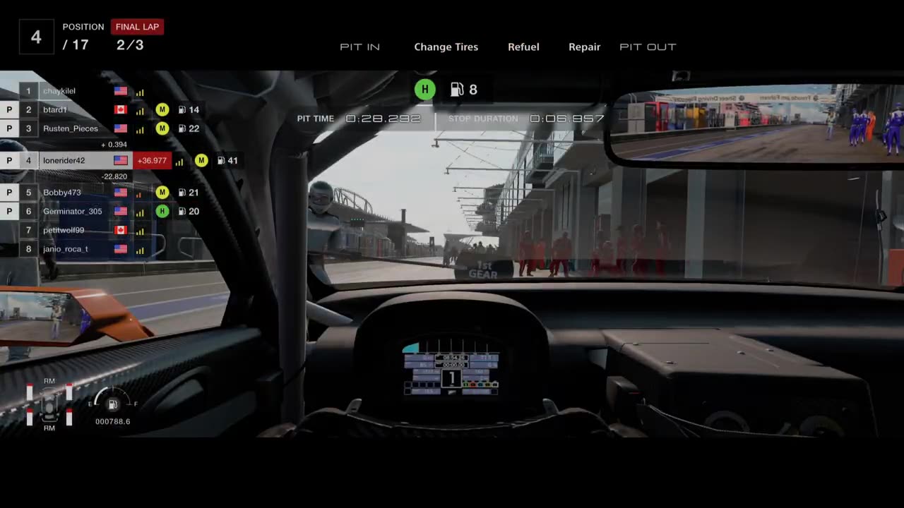 FIRST RACE ON THE PS5