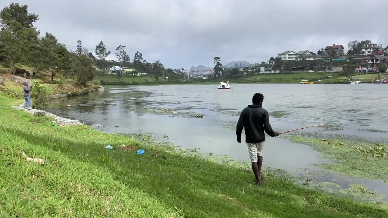 Fishing on Gregory Lake. Sri Lanka. Nuwara Eliya