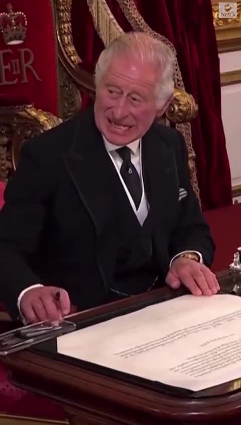 ΤΥΦΛΑ ΝΑΧΕΙ Ο ΜΠΑΙΝΤΕΝ.