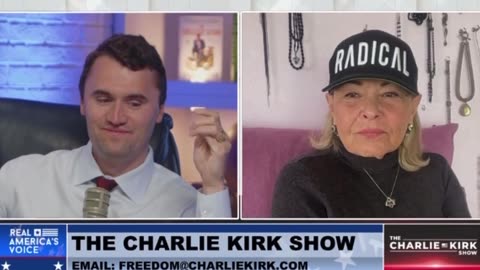 Roseanne calls Biden "Jim Carrey in a mask" and Hunter Biden "undercover"