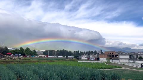 As if in the world of animation, healing landscape, rainbow