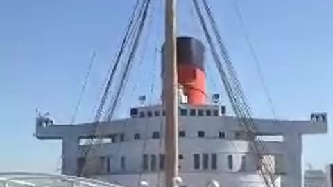 Queen Mary Horn