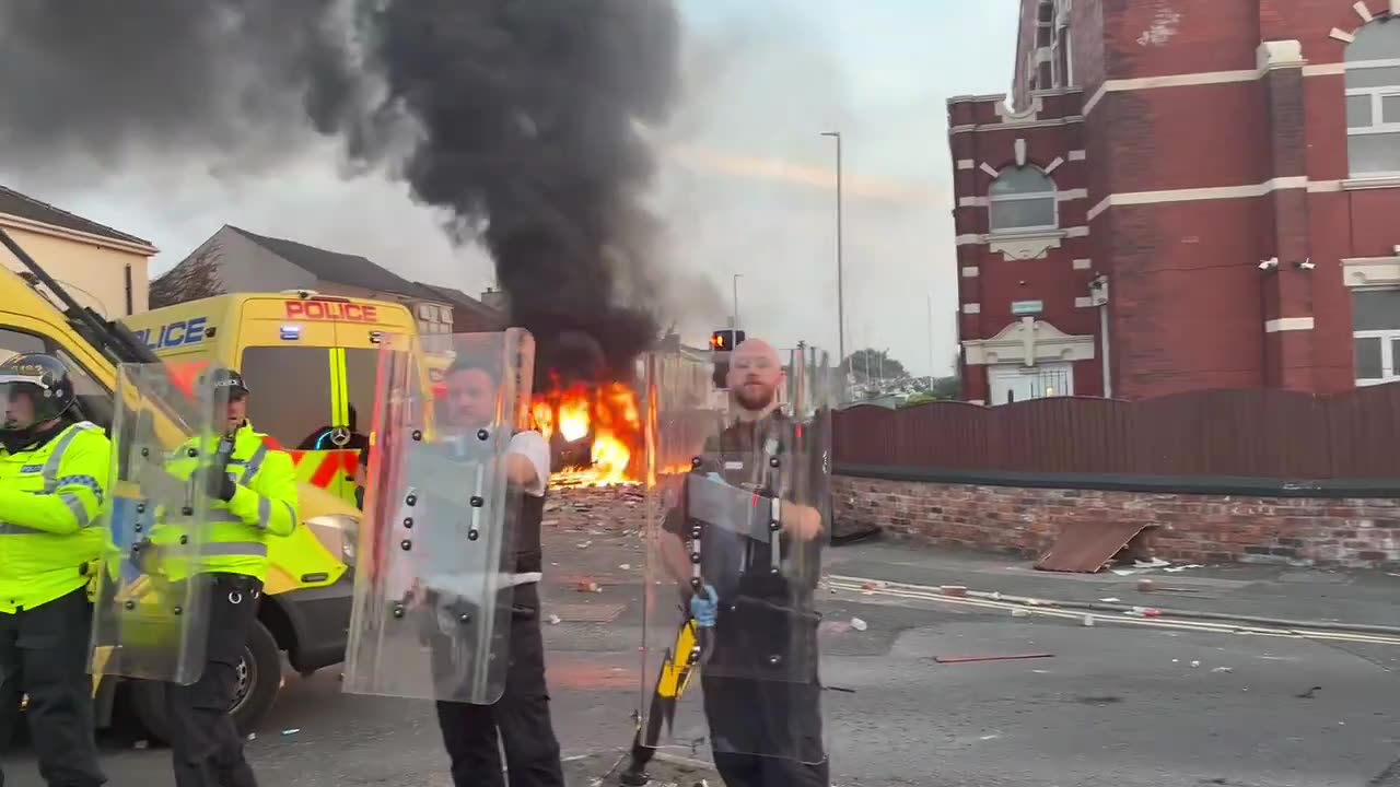 Rioters in Southport, England angry over a deadly mass stabbing on children