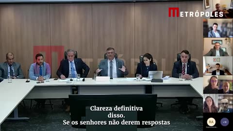 "Tempo da autorregulação foi sepultado", disse Dino em reunião tensa com redes