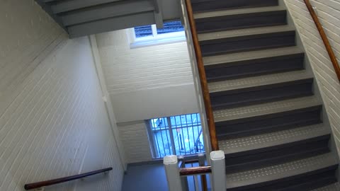 3895FHOB05Stair7_2021-01-05_07h27min23s020ms.mp4