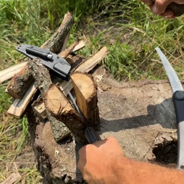 Batoning Wood With The Tops B.O.B. Fieldcraft Knife