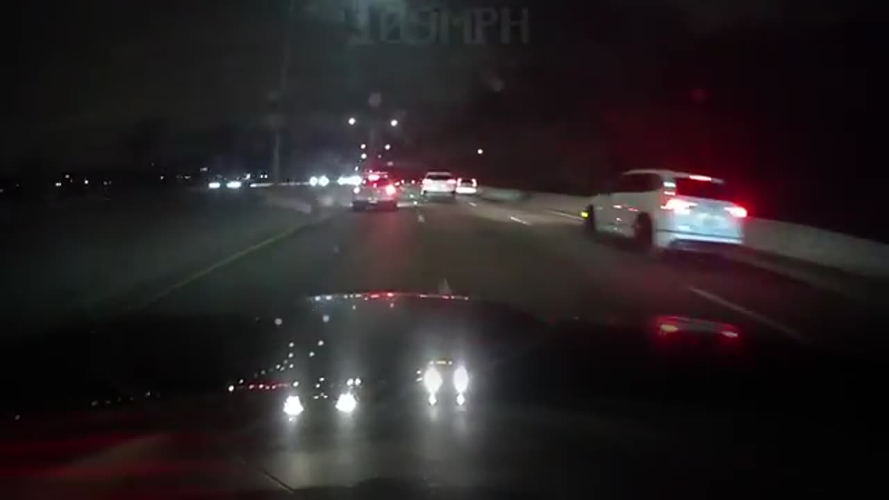 4 cars swimming 100+ MPH (Close call)