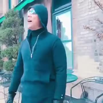 20171225文贵先生视频：我们拥有世界上最棒的战斗装及战斗工具