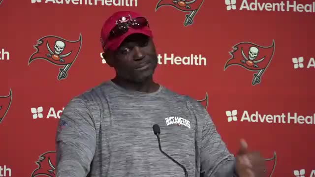 Buccaneers Head Coach Todd Bowles shuts down woke reporters 😂🤣😂