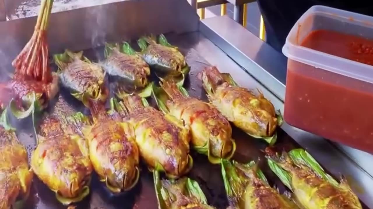 Extremely Huge Grilled Squid, Grilled Chili Fish on Banana Leaves