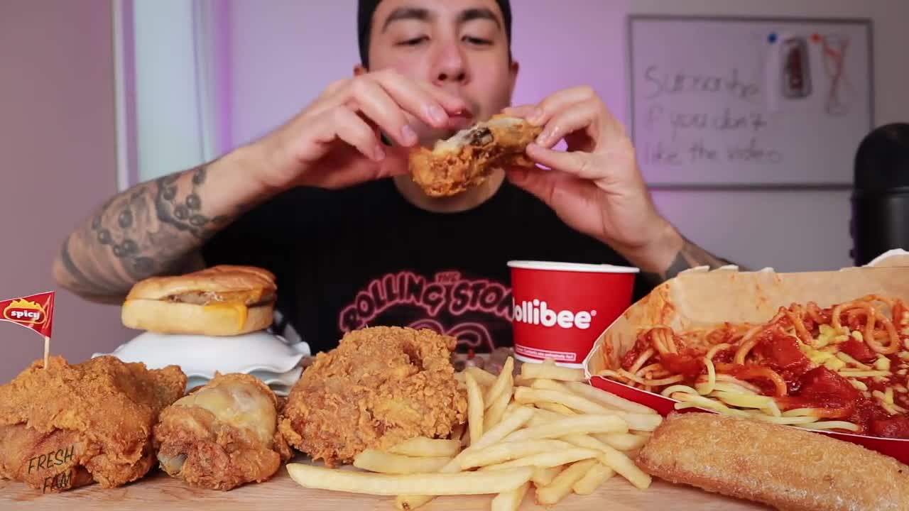 ASMR JOLLIBEE MUKBANG/ CRISPY CHICKEN