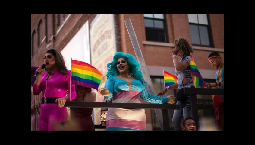 TĘCZOWI DOKRĘCAJĄ ŚRUBE