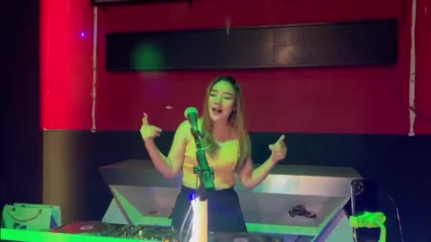 DJ KEHILANGANMU BERAT BAGIKU feat ITANENG TENRI BOLO BY DJ RERE MONIQUE R2M