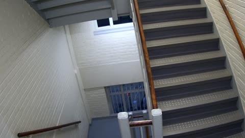 3895FHOB05Stair7_2021-01-05_07h00min32s630ms.mp4