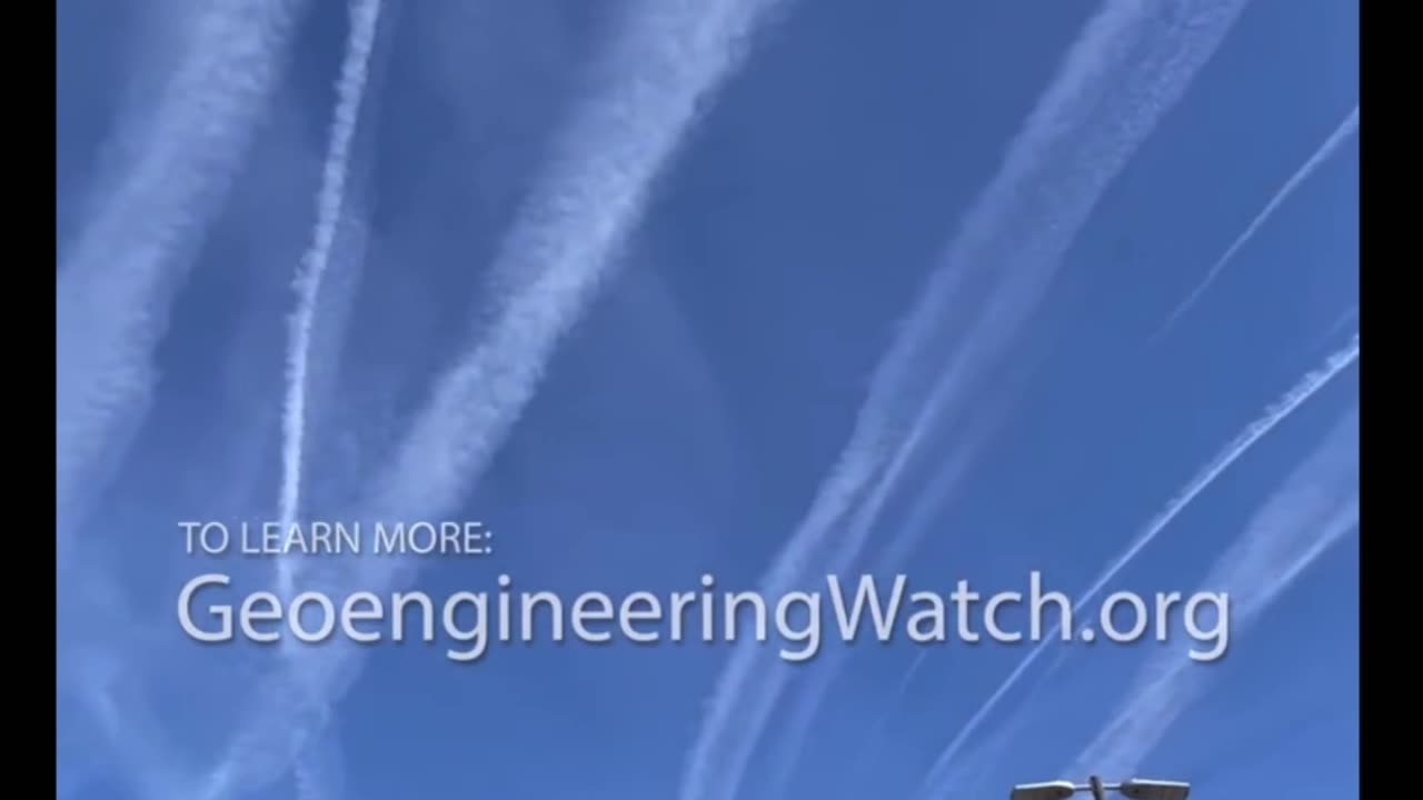 What in the world are they spraying ❌🙅☠️🤦‍♂️🤯 - TO LEARN MORE: GeoengineeringWatch.org