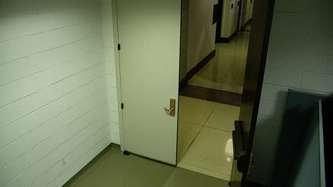 7046CVCLLElevator#3Lobby_2021-01-06_19h40min01s883ms.mp4