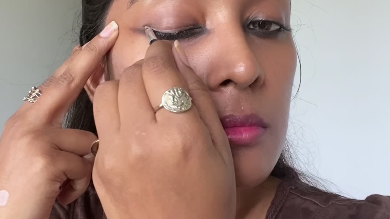 Priyanka Chopra’s smokey eye makeup look