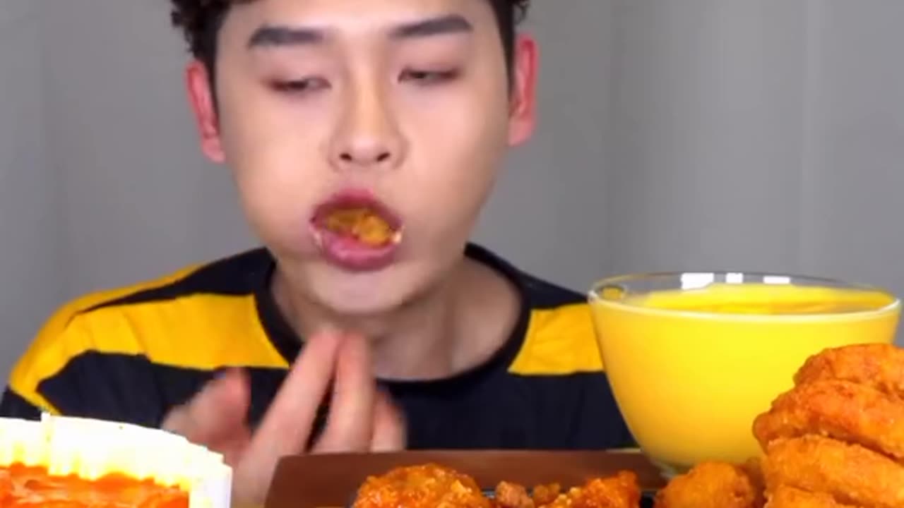 Asmr eating video