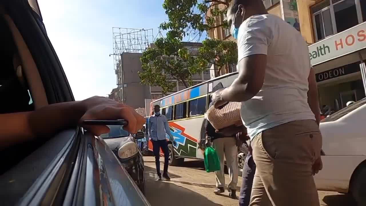 PHONE SNACHER IN AFRICA