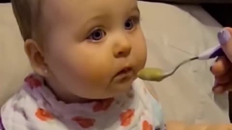 Cute Baby Eating Moment 😊😘 👏🙌