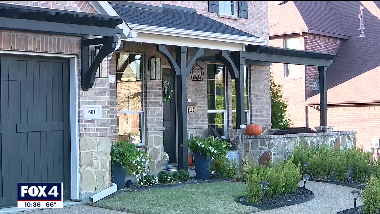 Mysterious man spotted dumping Halloween candy into bowls in McKinney