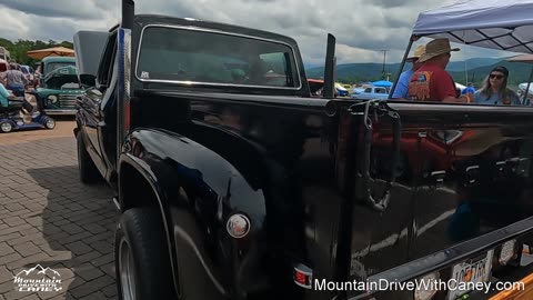 1977 Ford F100 Pickup Truck