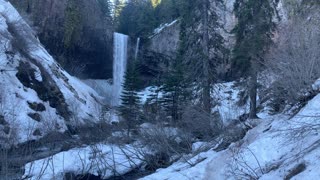 Tamanawas Falls From a Distance – Mount Hood – Oregon – 4K