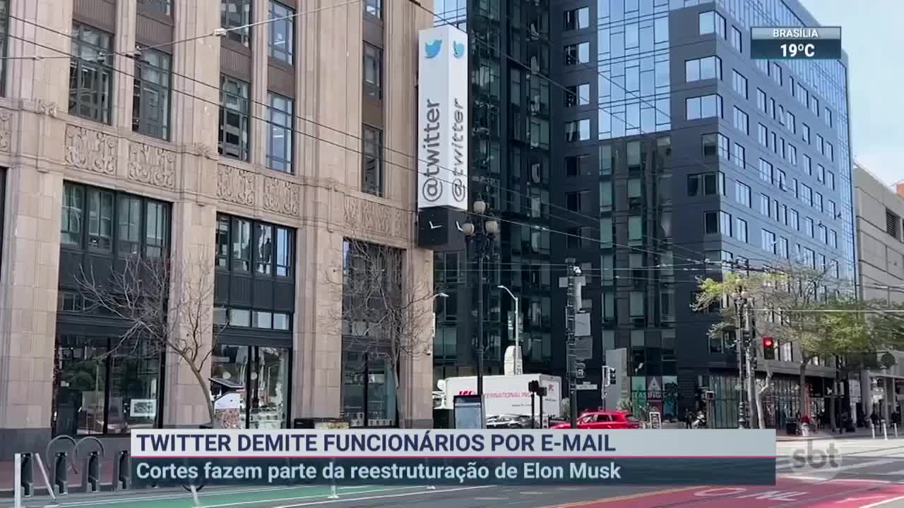 Twitter inicia plano de demissão de funcionários | SBT Brasil (04/11/22)