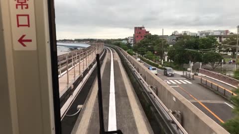 japanese sea side dragon train tour