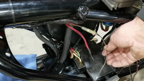 1975 Norton Commando Mk3 restoration Part 9, Wiring and brakes