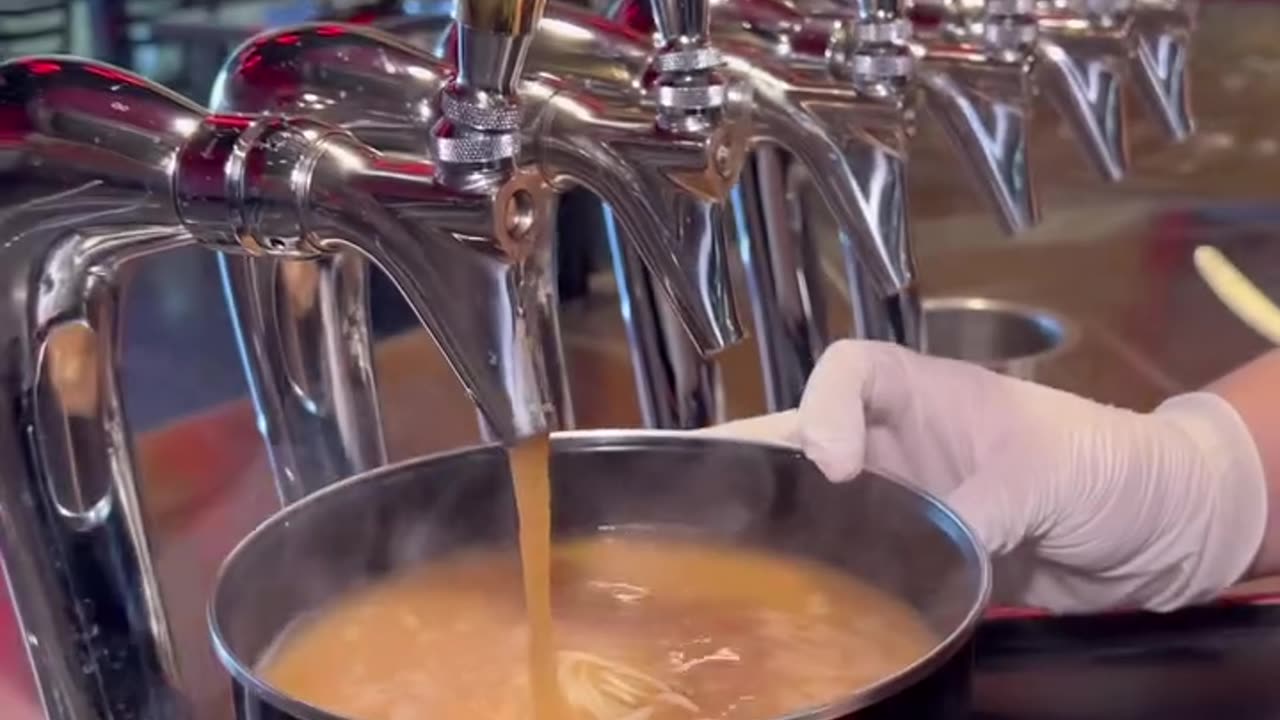 On tap,Extra hot noodles pls!!
