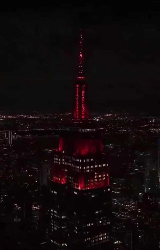 The Empire State Building Lit Up In Red | 🤔🍿