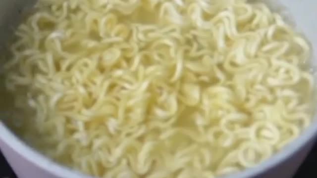 Mari kita masak mie indomie arab sama indonesia pantengin