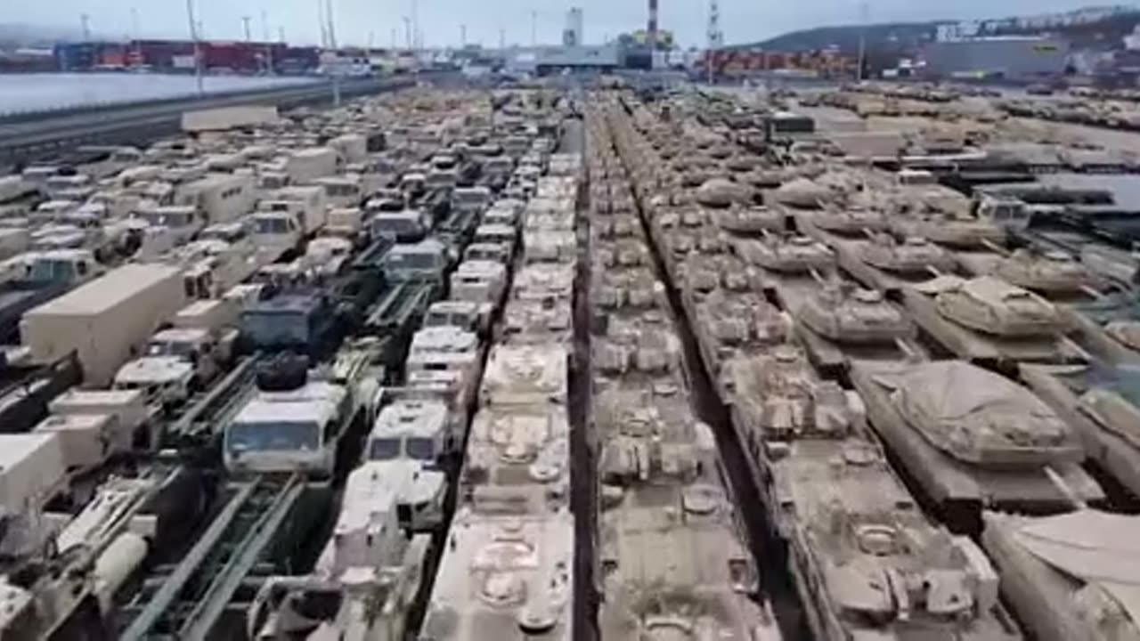 ΣΥΝΕΧΙΖΟΥΝ ΝΑ ΞΕΡΦΟΡΤΩΝΟΥΝ ΣΤΗΝ ΠΟΛΩΝΙΑ