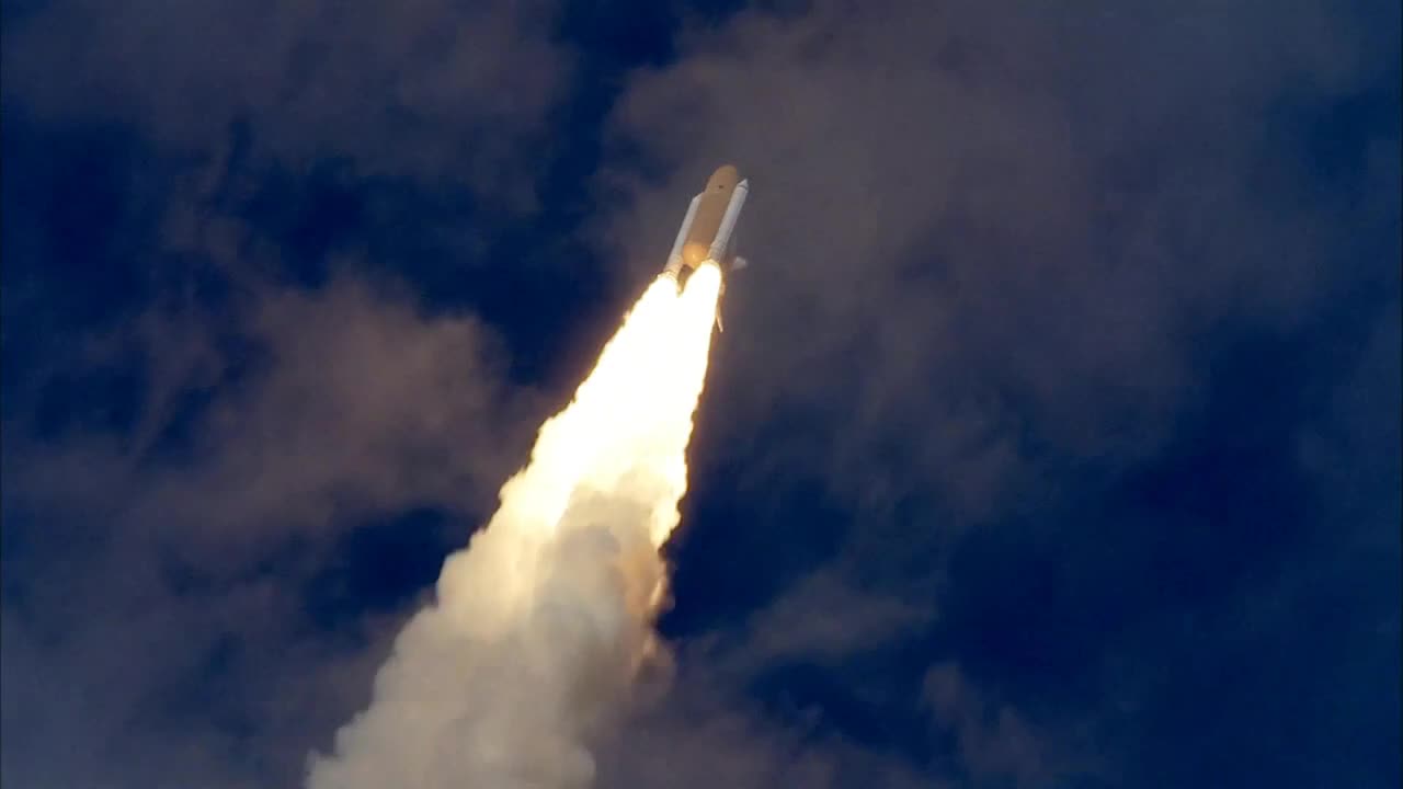 Rocket takes off to Space | NASA Girl