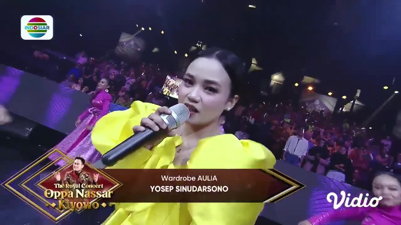 Kayaknya Nyindir Nih!! Selfi Yamma-Aulia-Findi BP _Cinta Karet_ _ Konser Oppa Na_2