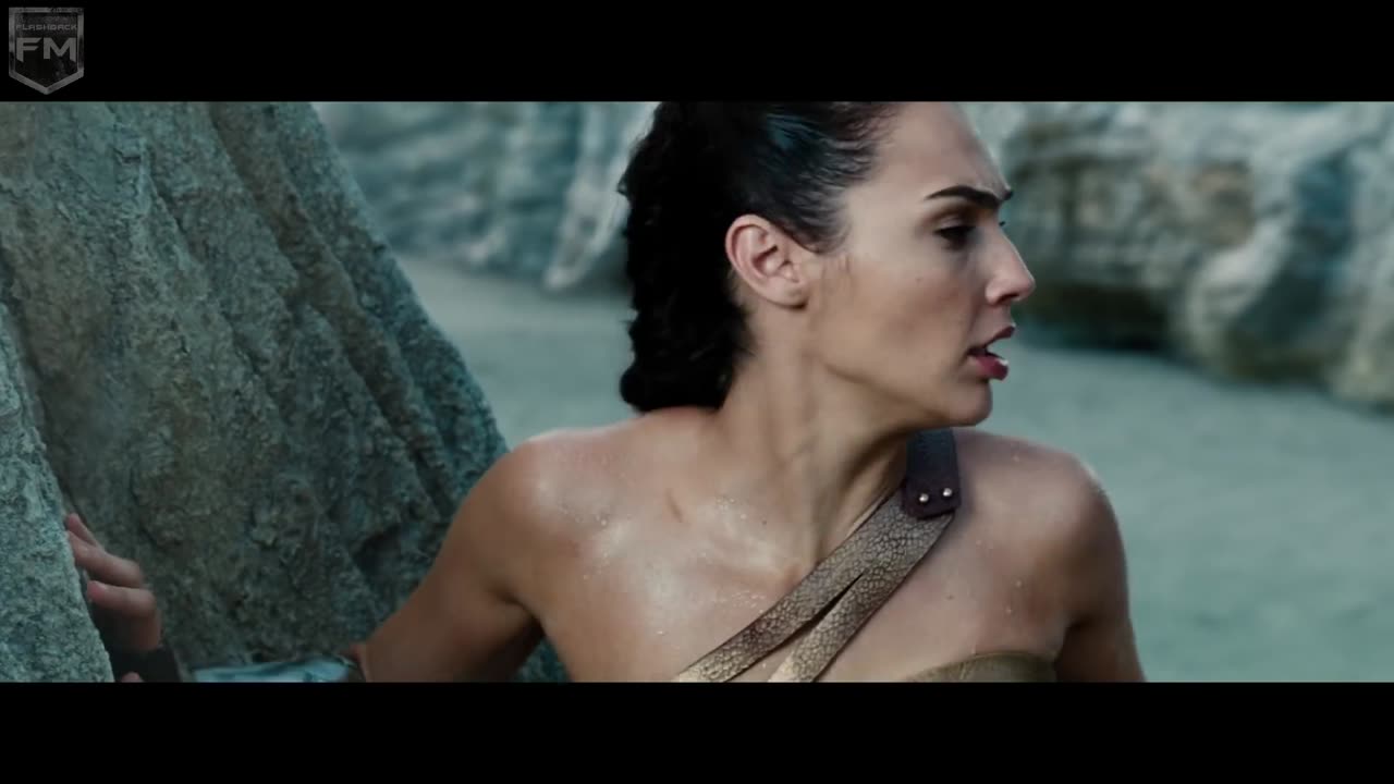 The Beach Battle - Wonder Woman [+Subtitles]