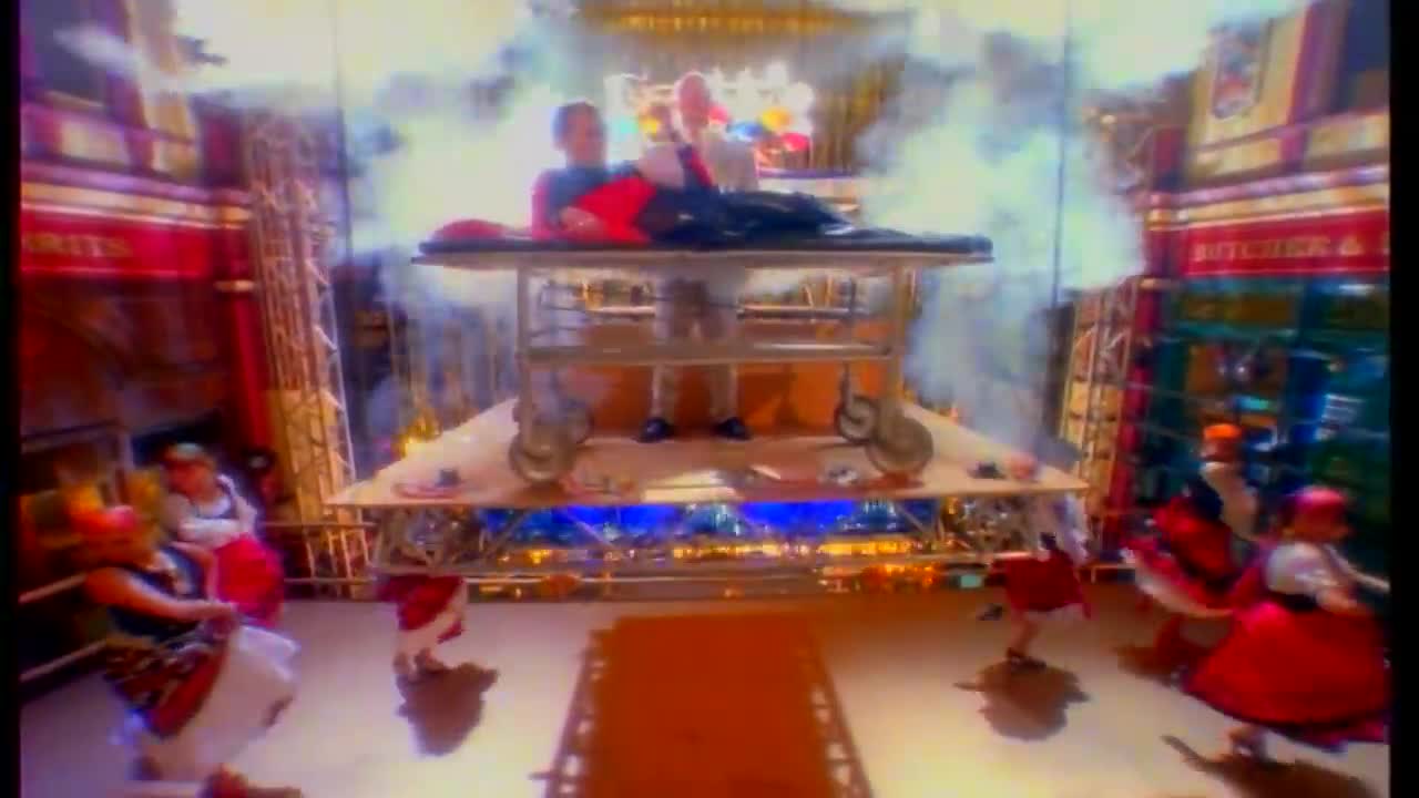 Erasure - Love To Hate You