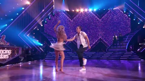 Jason Mraz’s Motown Night Jive – Dancing with the Stars