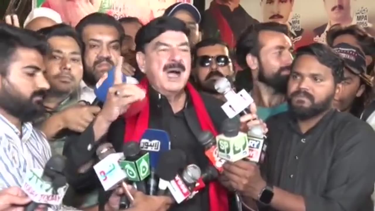 law and constitution will win, Sheikh Rasheed's bold talk outside Zaman Park. | Public News