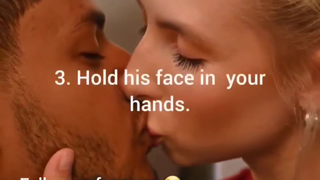 3 Simple tips : How to Kiss a guy well. 😘
