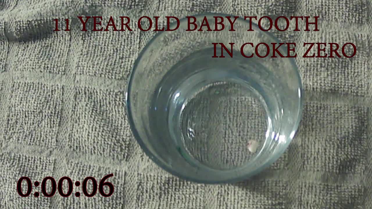 Human Tooth in Coca Cola - Timelapse LIVE