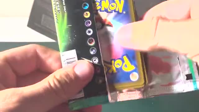 Moltres secret rare! Pokémon Vmax Climax Japanese Booster Pack Opening