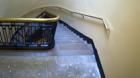 5191CHOB05Stair3_2021-01-06_12h20min03s267ms.mp4