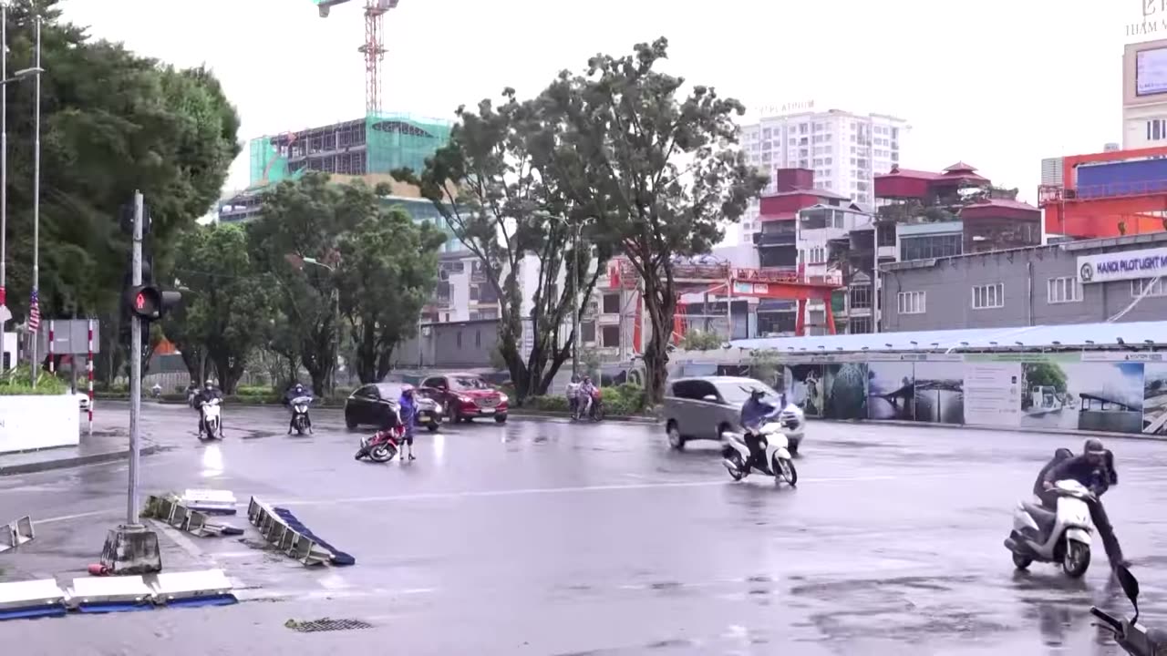 'I'm terrified': Super Typhoon Yagi arrives in Vietnam | REUTERS